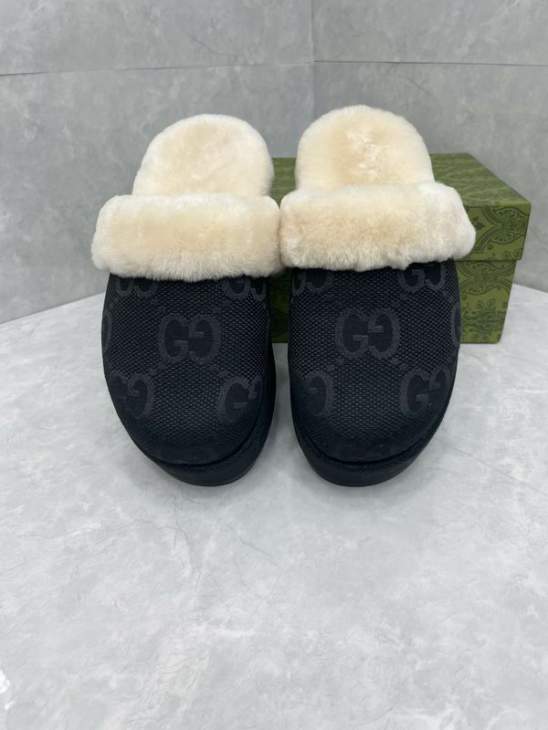 Picture of Gucci Slippers _SKUGuccisz35-4452307.5cmmnf0107